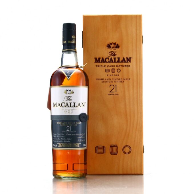 The Macallan Triple Cask Fine Oak 21Y 70cl0